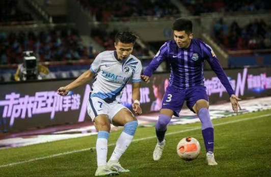 中超-王秋明安达哈尔先后破门 大连人0比2津门虎 中超-王秋明安达哈尔先后破门 大连人0比2津门虎